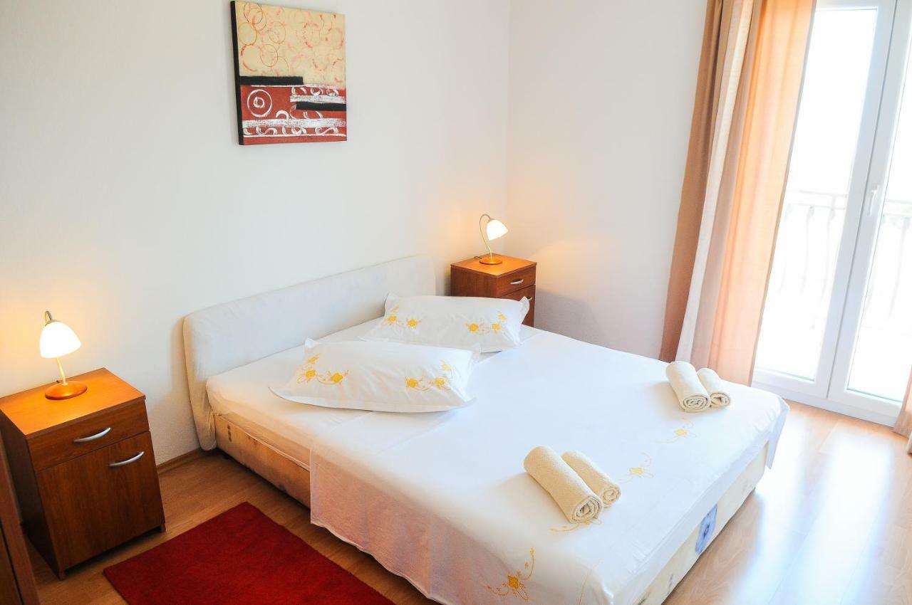 Anamarija Apartment Split Bagian luar foto