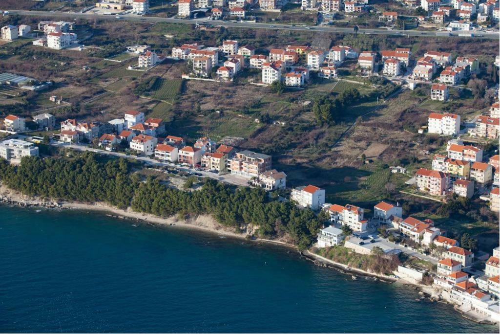 Anamarija Apartment Split Bagian luar foto