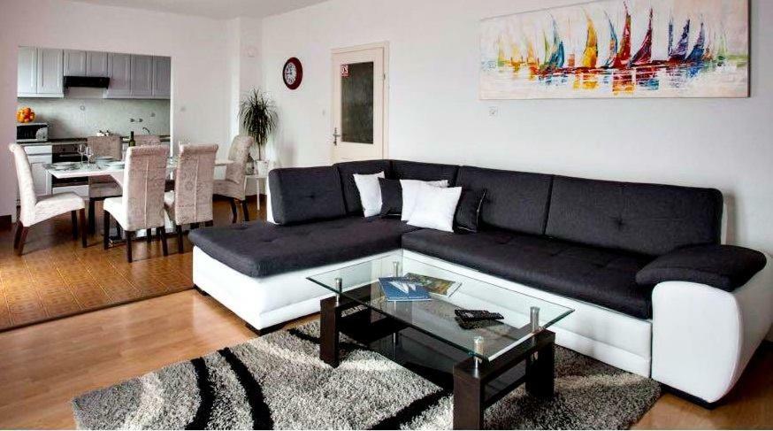 Anamarija Apartment Split Bagian luar foto